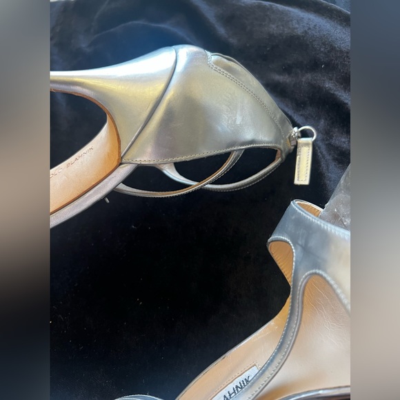 Manolo Blahnik Silver heels - Picture 8 of 11